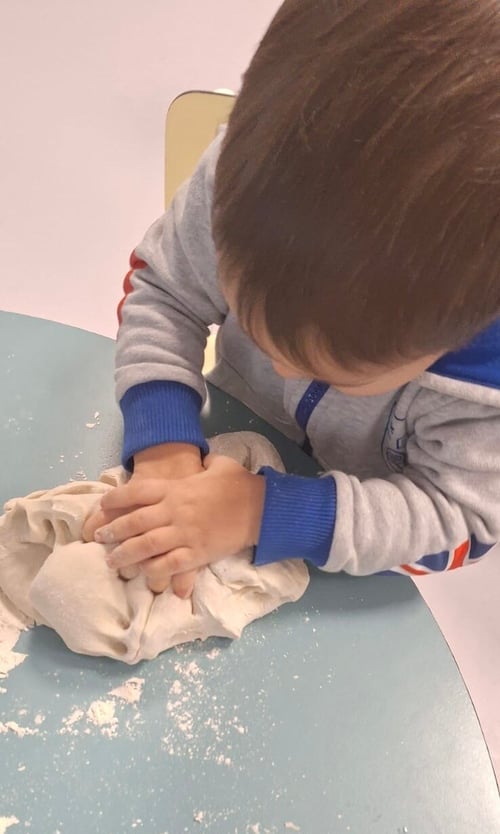 2674578a-d2cd-46be-a0f7-42d425f90b8c